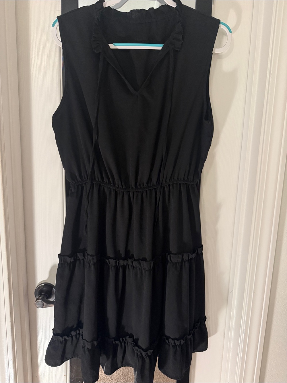 Cupshe Black Sleeveless Tiered Mini Dress